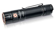 Купить фонарь Fenix E35R для повседневного озарения тьмы мощным светом