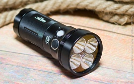 Поисковый фонарь EagleTac MX3T-C (4 x  XHP35 HI, нейтральный свет)